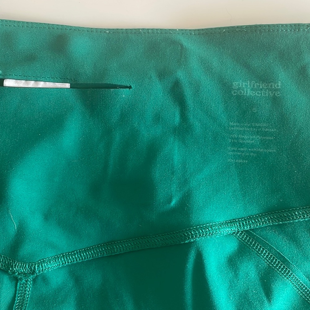 Girlfriend collective size small